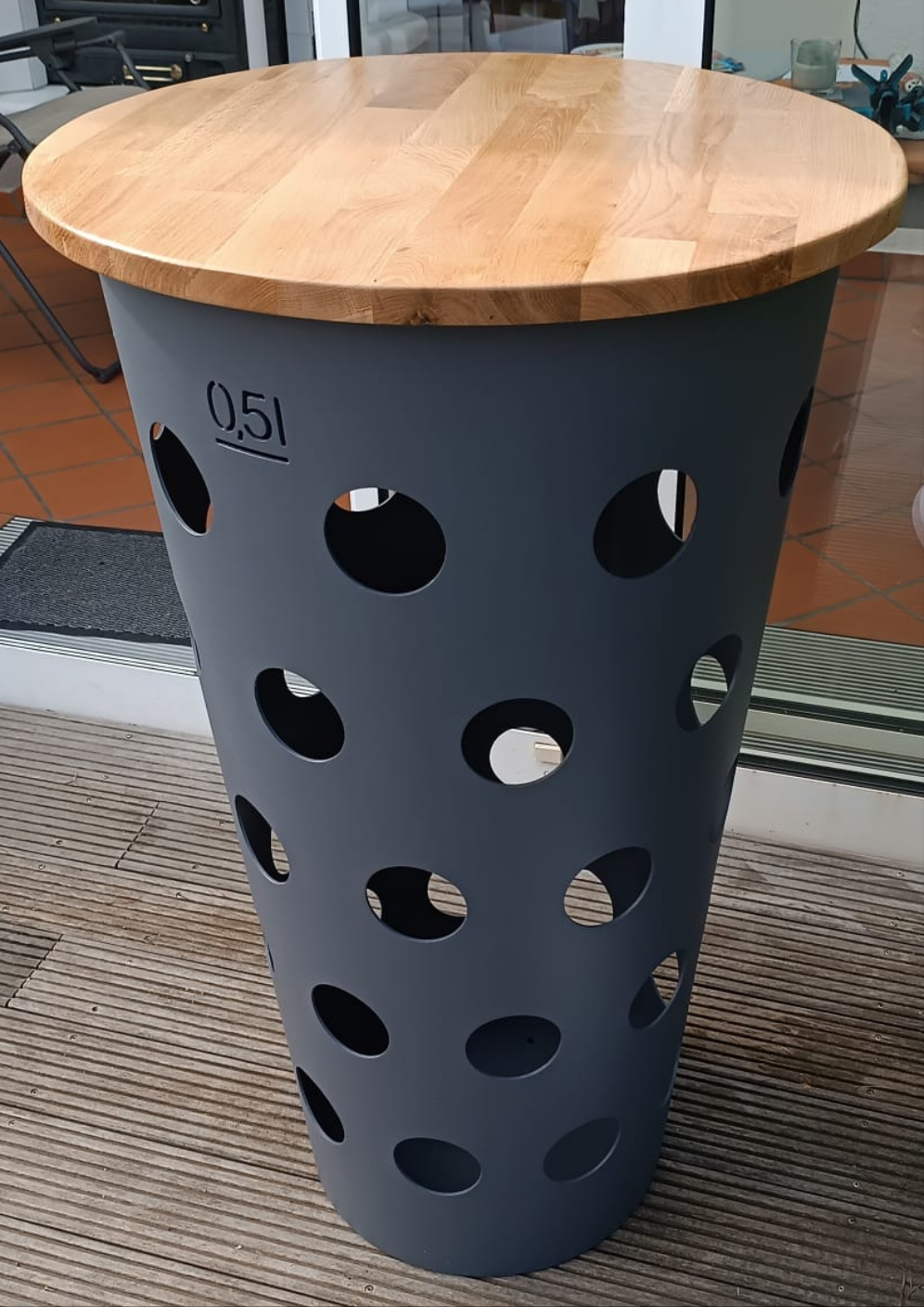 "Dubbe" Stehtisch 3mm Stahl